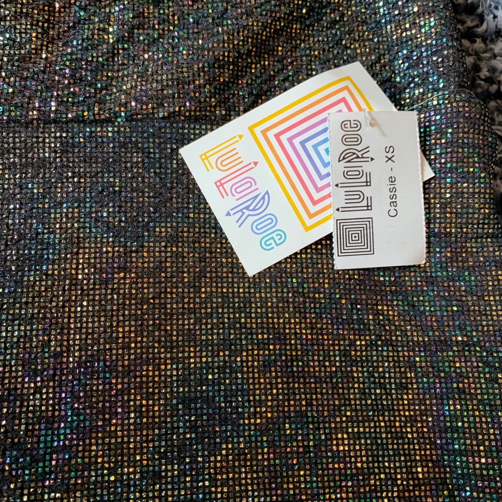 NWT UNICORN Lularoe Cassie XS